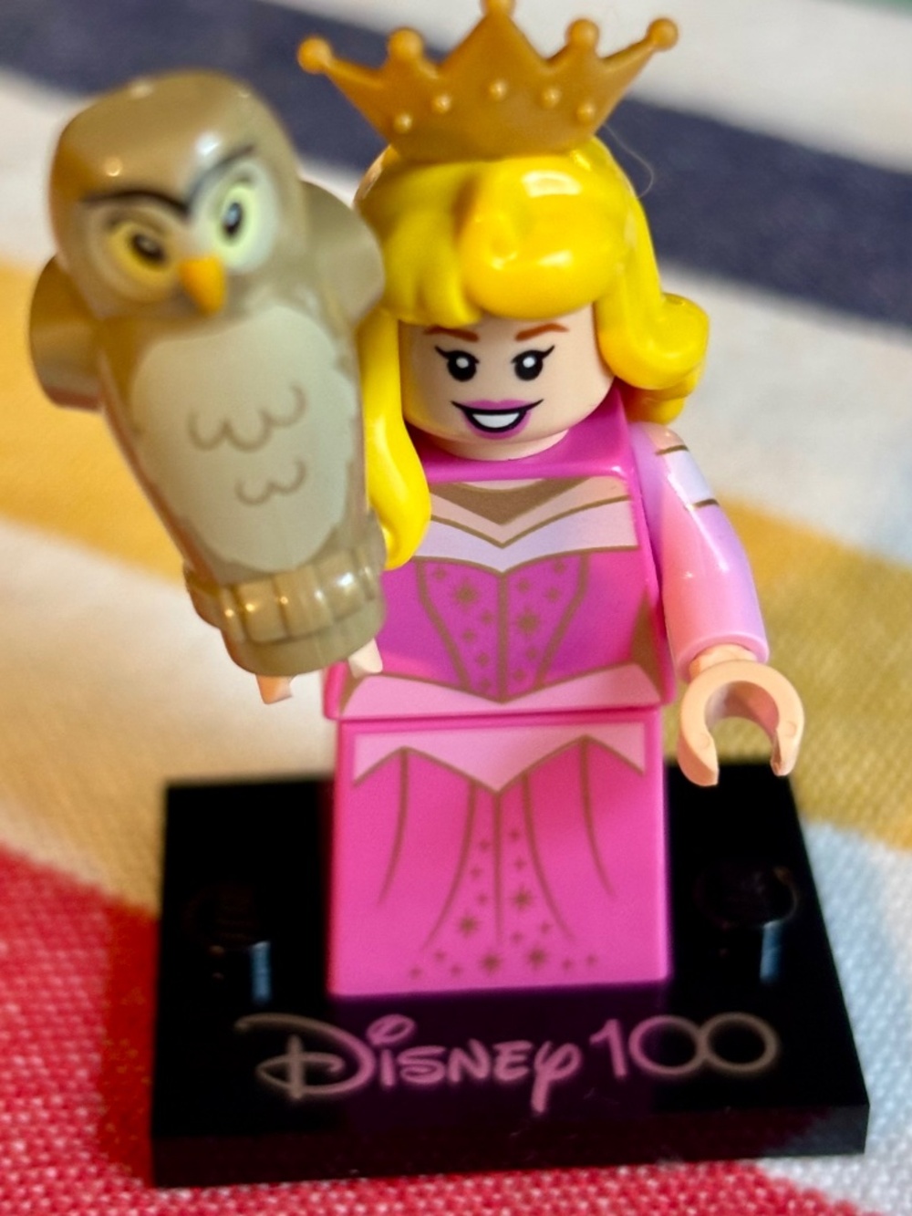 LEGO Disney 100 "Aurora" dis099 with stand, accessories & pamphlet.